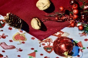 Read more about the article Karácsonyi asztalterítők – ünnepi hangulat a lakásban