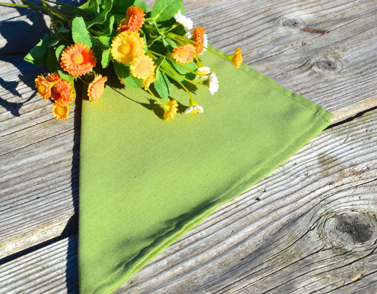 Textil szalvéta - zöld, olajzöld 35x35 cm