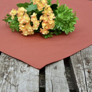 Barna asztalközép – rozsdabarna 70×70 cm