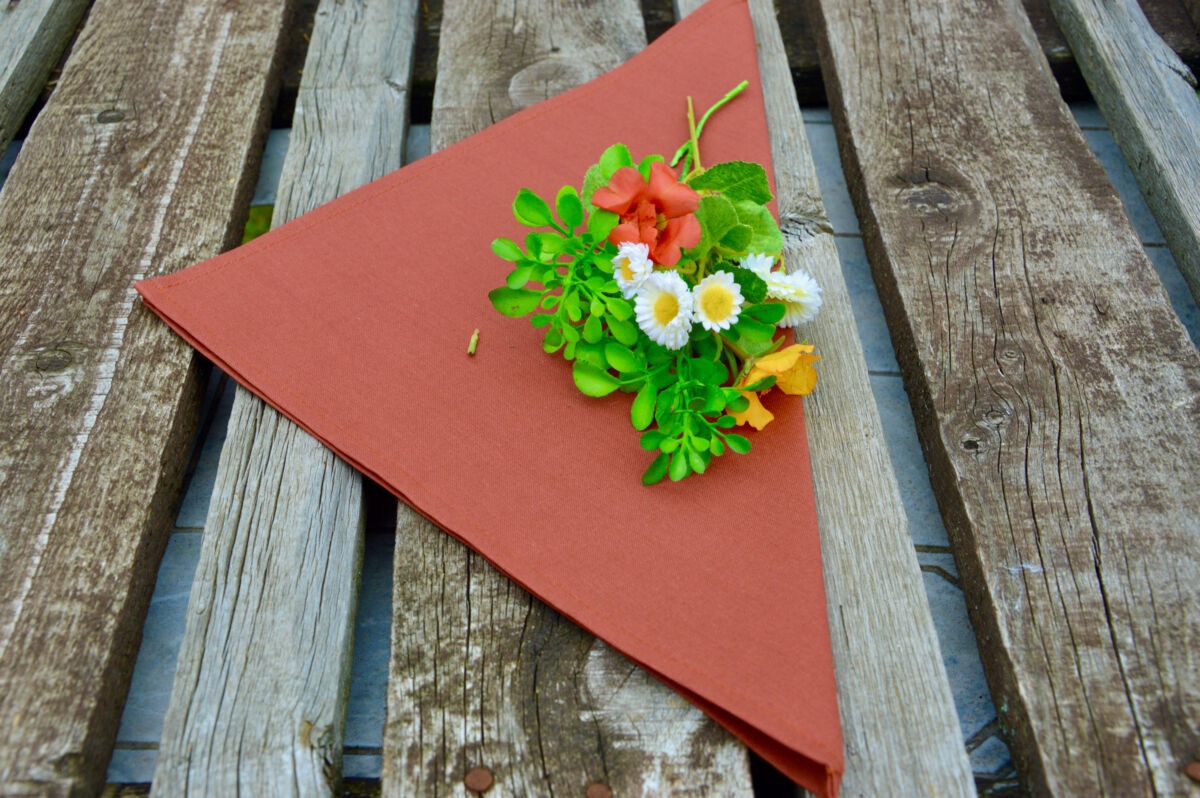 Textil szalvéta - barna, rozsdabarna 35x35 cm