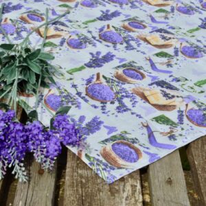 Levendulás asztalközép terítő – vintage 70×70 cm