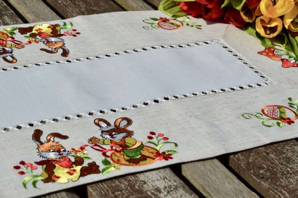 Húsvéti kis terítő - nyuszi gombával 45x30 cm