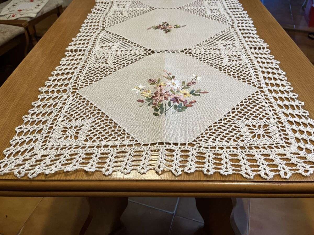 Ekrü színű futóterítő - horgolt betéttel 60x120 cm