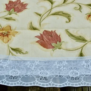 Read more about the article Letörőlhető ovális asztalterítő – mely textil hatású